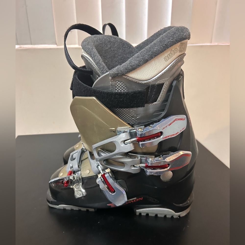 Salomon Irony 5 Women's Ski Boots, Size 24.5 US 7 Black Silver Grey